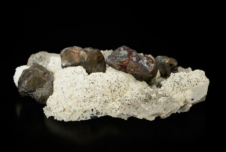 BORNITE with QUARTZ
